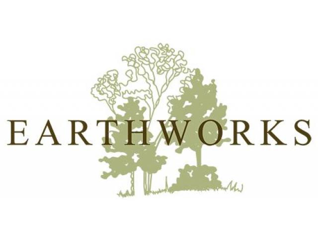 EarthWorks Commercial Landscaper - 2